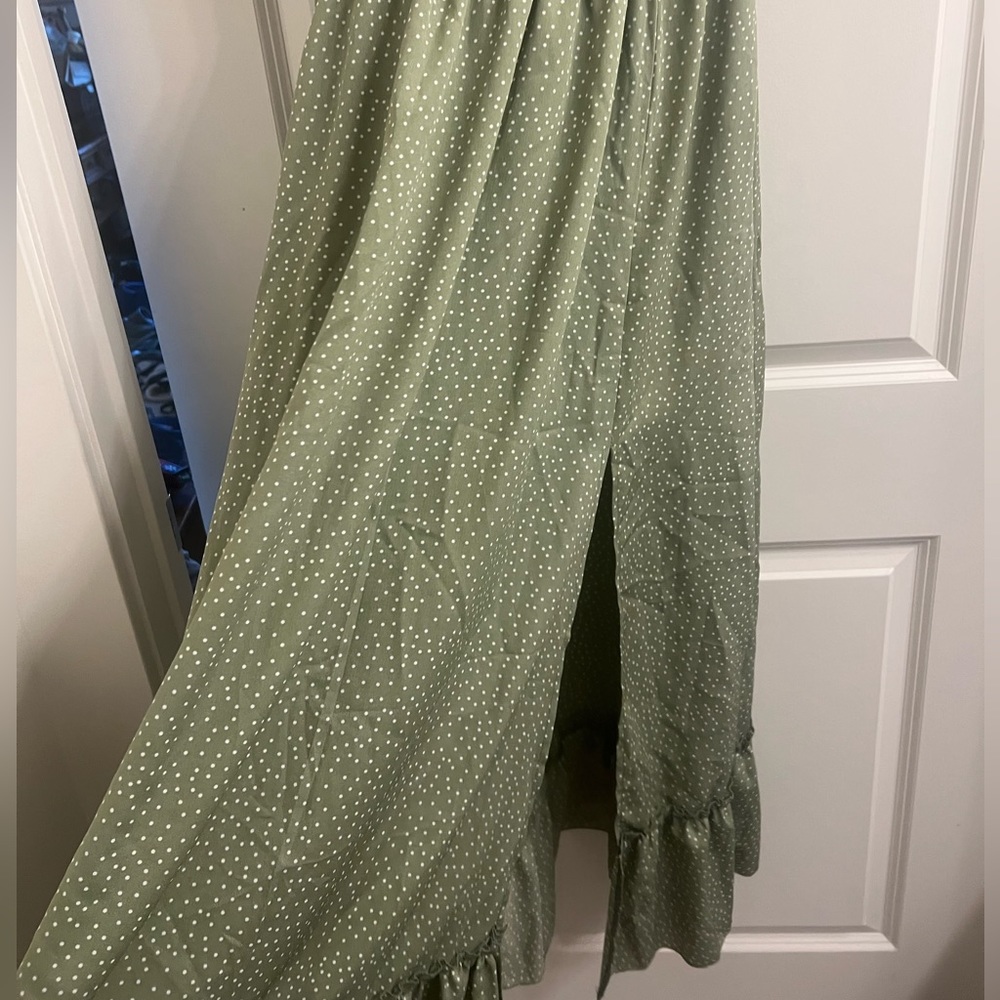 Simplee Green Ruched Maxi Dress - Picture 4 of 7